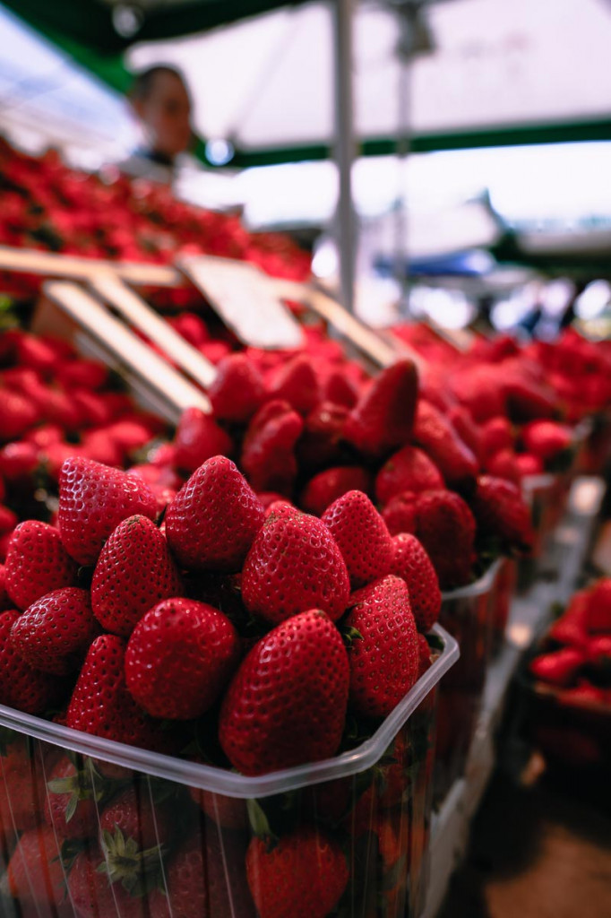 Erdbeeren auf dem Central Market in Riga