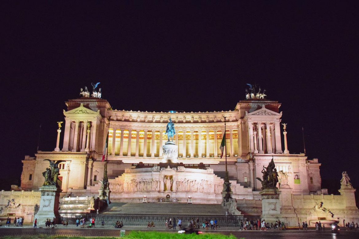 Monumento Vittorio bei Nacht